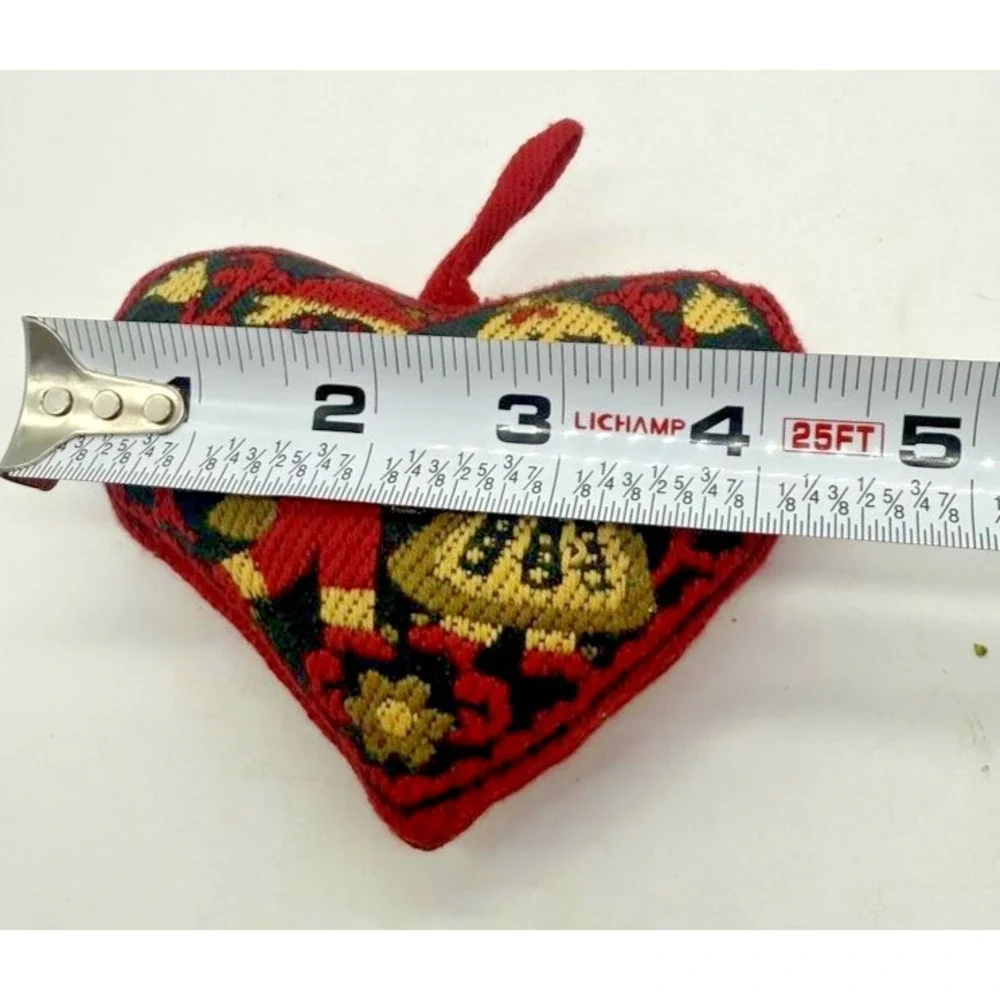 Heart‎ Shaped Tapestry Ornament Austrian Fold Art Needlepoint Gold Stuffed
